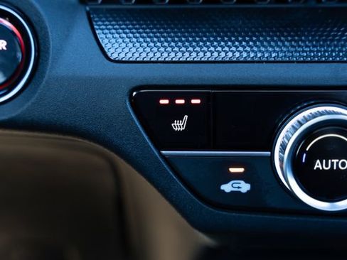 Used 2025 Honda CR-V Sport-L image 31