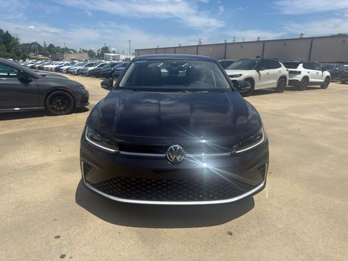 New 2026 Volkswagen Jetta SEL FWD image 2