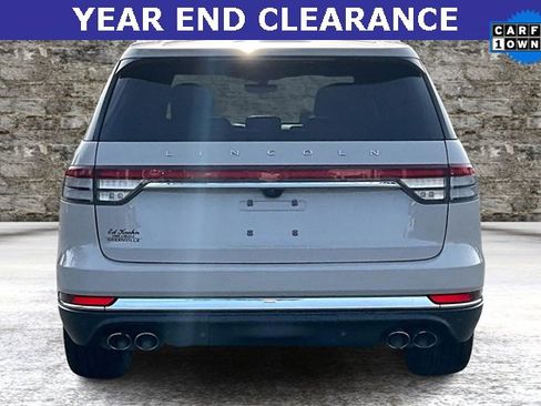 Used 2023 Lincoln Aviator Reserve w/ Equipment Group 201A image 5