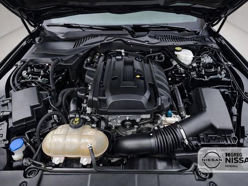 Used 2020 Ford Mustang Coupe w/ Equipment Group 101A RWD image 13