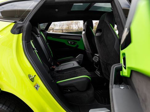 Used 2023 Lamborghini Urus S image 24