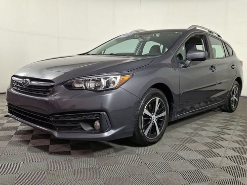 Used 2021 Subaru Impreza 2.0i Premium w/ Popular Package #2 AWD/4WD image 6