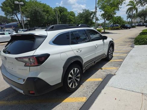 Certified 2024 Subaru Outback Limited AWD/4WD image 4