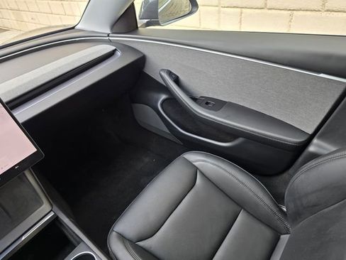 Used 2025 Tesla Model 3 Long Range RWD image 30