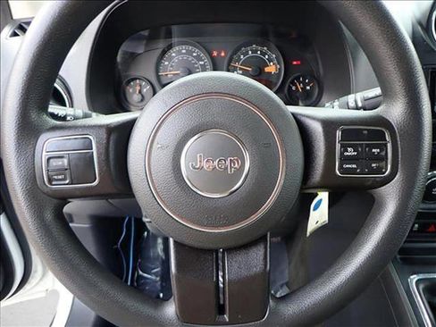 Used 2017 Jeep Compass Sport image 11