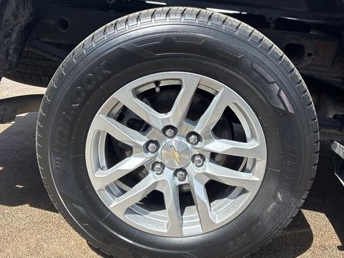 Used 2020 Chevrolet Silverado 1500 LT w/ All-Star Edition AWD/4WD image 17