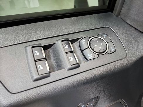 Used 2019 Ford F150 Raptor w/ Equipment Group 802A Luxury AWD/4WD image 39