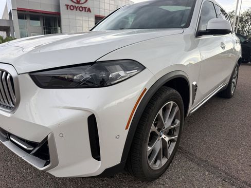 Used 2024 BMW X5 xDrive40i w/ Parking Assistance Package AWD/4WD image 10