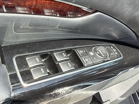 Used 2015 Kia K900 Luxury RWD image 19