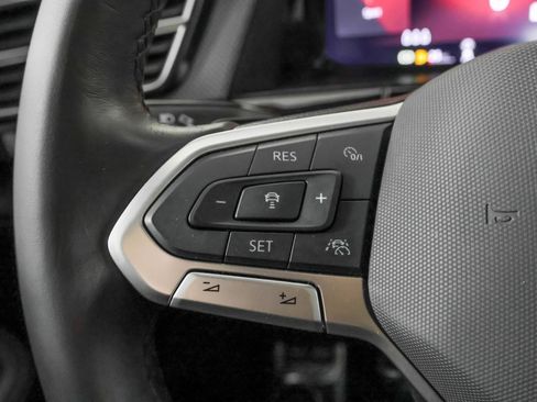 Used 2025 Volkswagen Atlas Cross Sport SEL Premium R-Line AWD/4WD image 28