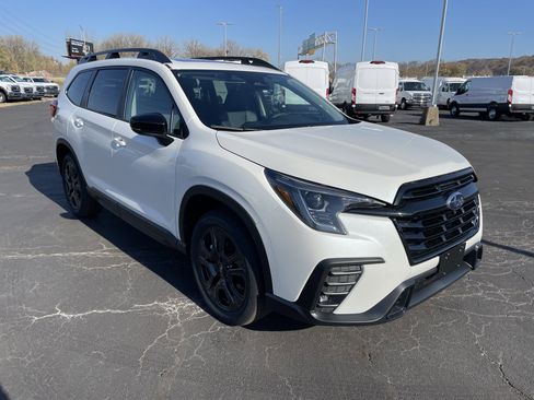 New 2025 Subaru Ascent Bronze Edition image 10