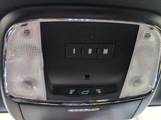 Used 2021 Jeep Grand Cherokee Laredo X AWD/4WD image 27