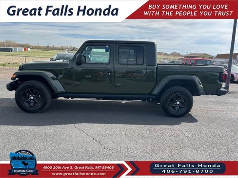 Used 2022 Jeep Gladiator Sport AWD/4WD image 4