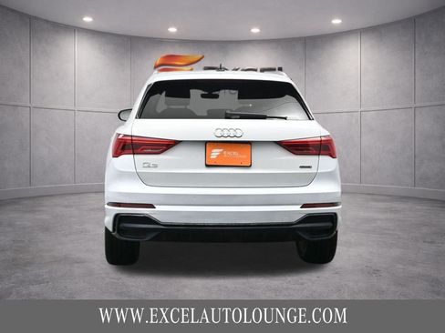 Used 2020 Audi Q3 2.0T Premium Plus w/ Premium Plus Package image 5