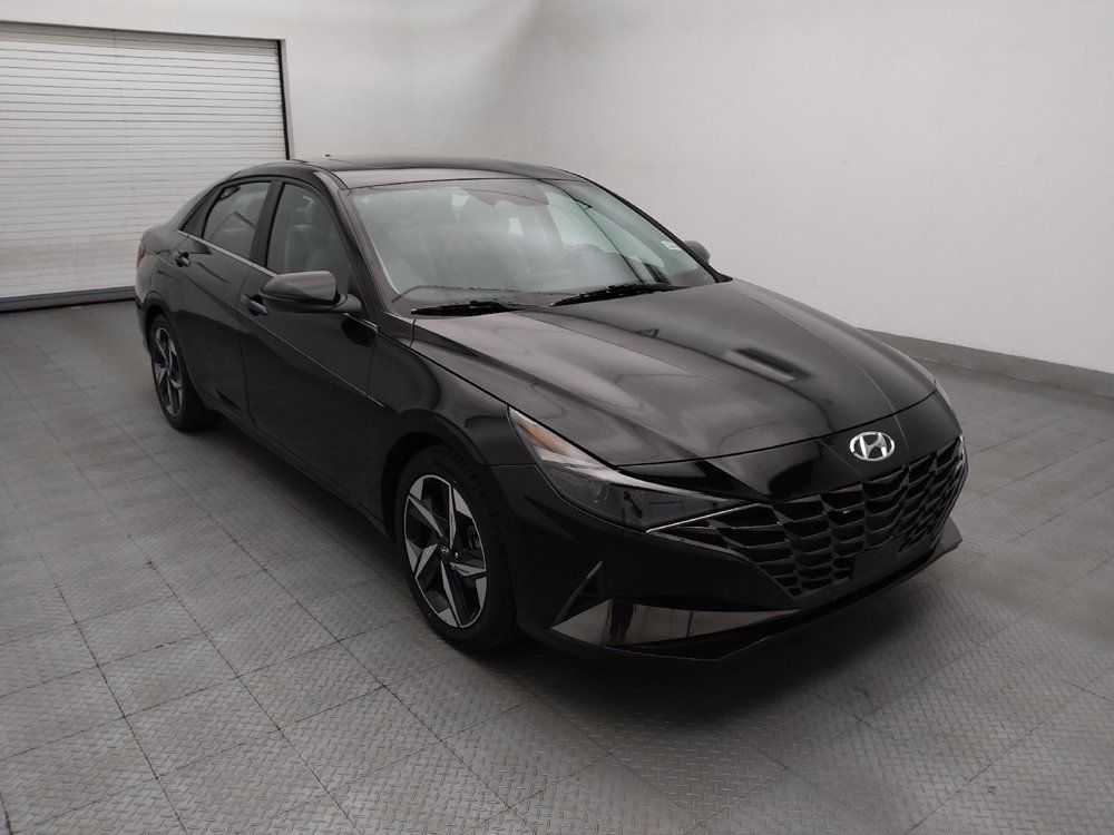 Used 2023 Hyundai Elantra Limited FWD image 13