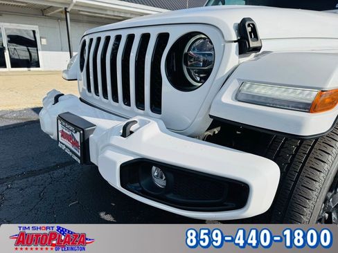 Used 2022 Jeep Gladiator Overland image 22