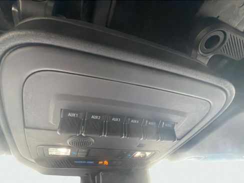 Used 2024 Ford Bronco Wildtrak image 19