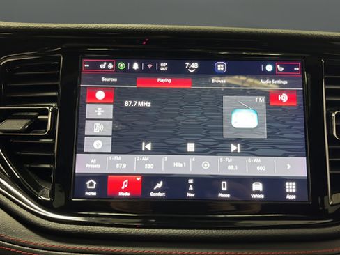 Used 2025 Dodge Durango GT AWD/4WD image 31