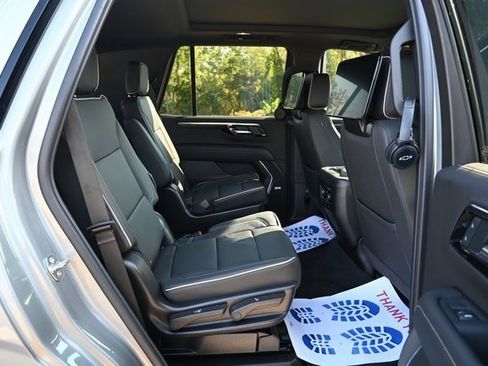 Used 2025 Chevrolet Tahoe Premier image 21
