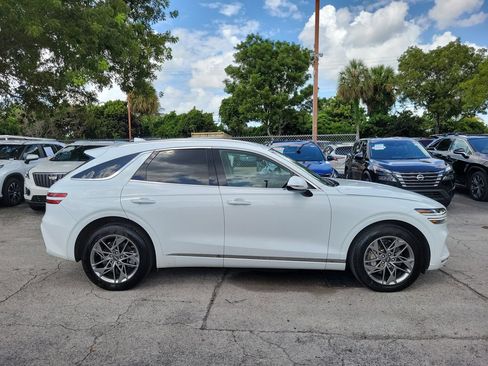Used 2025 Genesis GV70 2.5T AWD/4WD image 8