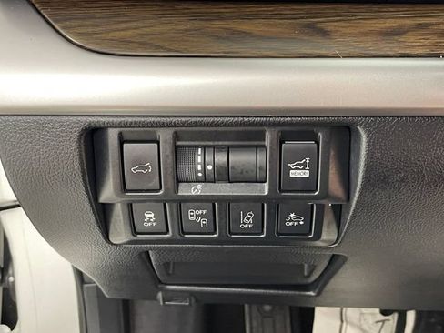 Used 2019 Subaru Outback 3.6R Touring w/ Popular Package #3A AWD/4WD image 13