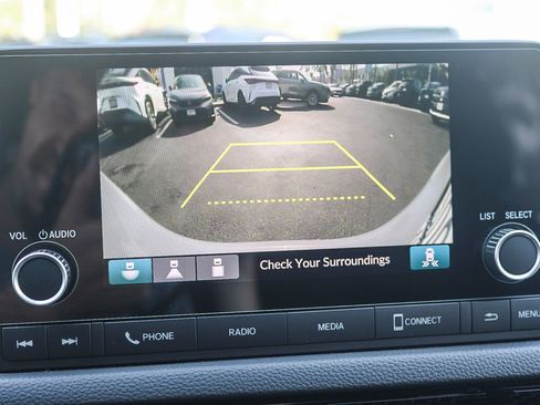 Used 2025 Honda Civic Sport image 25