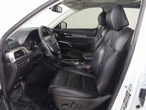 Used 2022 Kia Telluride SX w/ SX Prestige Package image 14