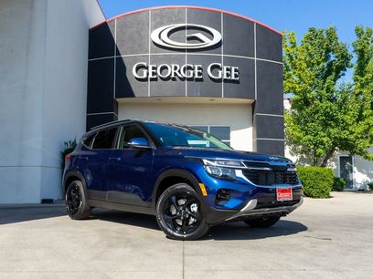 New 2026 Kia Seltos EX w/ EX Sunroof Package