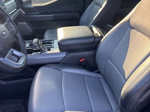 Used 2024 Ford F150 Lightning Lariat image 20