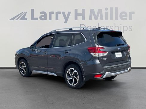 Used 2022 Subaru Forester Touring w/ Popular Package #3 AWD/4WD image 3