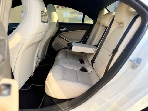 Used 2016 Mercedes-Benz CLA 250 image 22