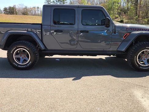 Used 2022 Jeep Gladiator Mojave w/ Trailer Tow Package AWD/4WD image 17