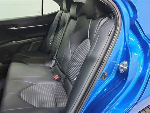 Used 2019 Toyota Camry SE FWD image 24