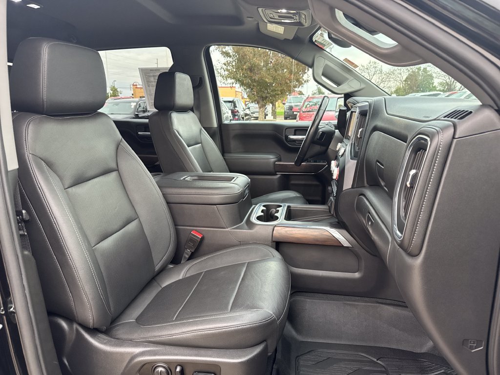 Used 2021 GMC Sierra 1500 SLT w/ SLT Premium Plus Package AWD/4WD image 39