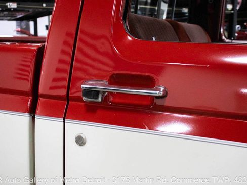 Used 1986 Ford F350 2WD Regular Cab image 36