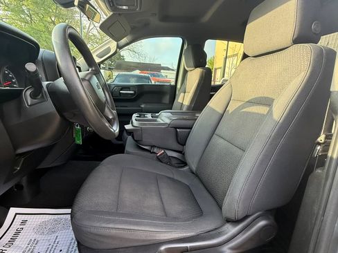 Used 2019 Chevrolet Silverado 1500 Custom w/ Custom Value Package image 14