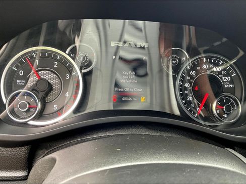 Used 2024 RAM 2500 Big Horn AWD/4WD image 14