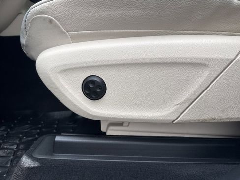 Used 2023 Mercedes-Benz GLE 350 4MATIC image 15