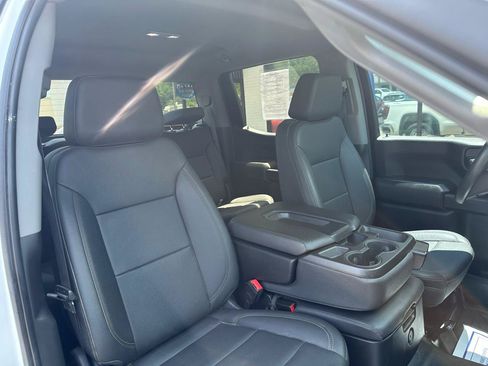 Used 2022 GMC Sierra 1500 Pro w/ Pro Value Package AWD/4WD image 8