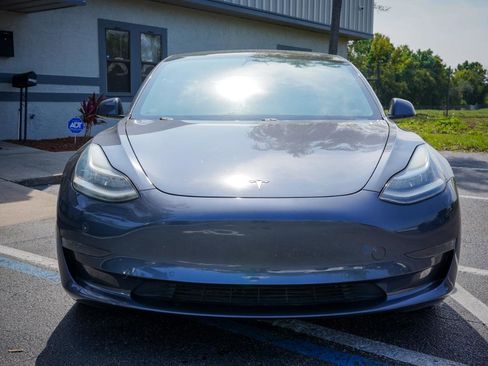 Used 2021 Tesla Model 3 Standard Range Plus image 2