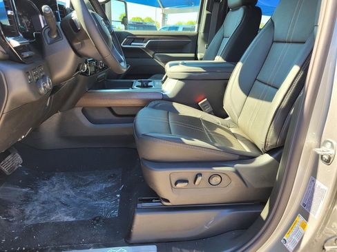 New 2026 Chevrolet Silverado 2500 High Country w/ Technology Package AWD/4WD image 10
