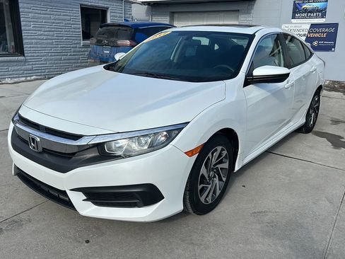 Used 2017 Honda Civic EX image 1