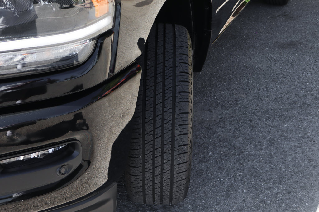 Used 2024 RAM 2500 Laramie w/ Night Edition AWD/4WD image 48