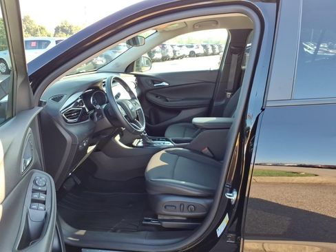 Used 2023 Buick Encore GX Preferred w/ Cold Weather Comfort Package AWD/4WD image 4