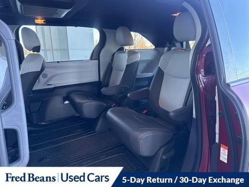 Used 2024 Toyota Sienna XSE w/ XSE Plus Package image 16