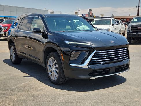 Used 2025 Buick Enclave Preferred w/ Power Package FWD image 6