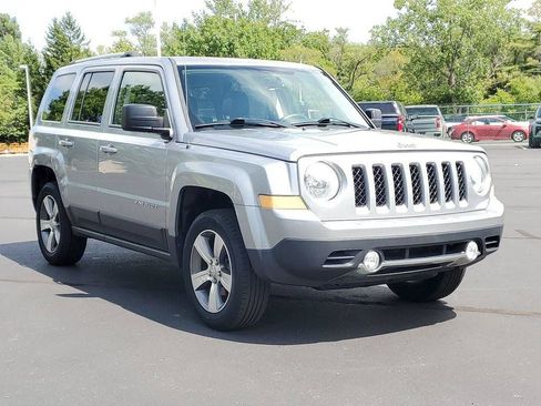 Used 2016 Jeep Patriot High Altitude AWD/4WD image 2