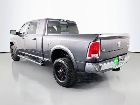 Used 2018 RAM 2500 Laramie w/ Convenience Group AWD/4WD image 7