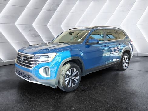 Used 2026 Volkswagen Atlas SE AWD/4WD image 3