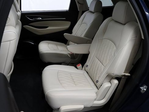 Certified 2023 Buick Enclave Avenir w/ Avenir Technology Package image 11